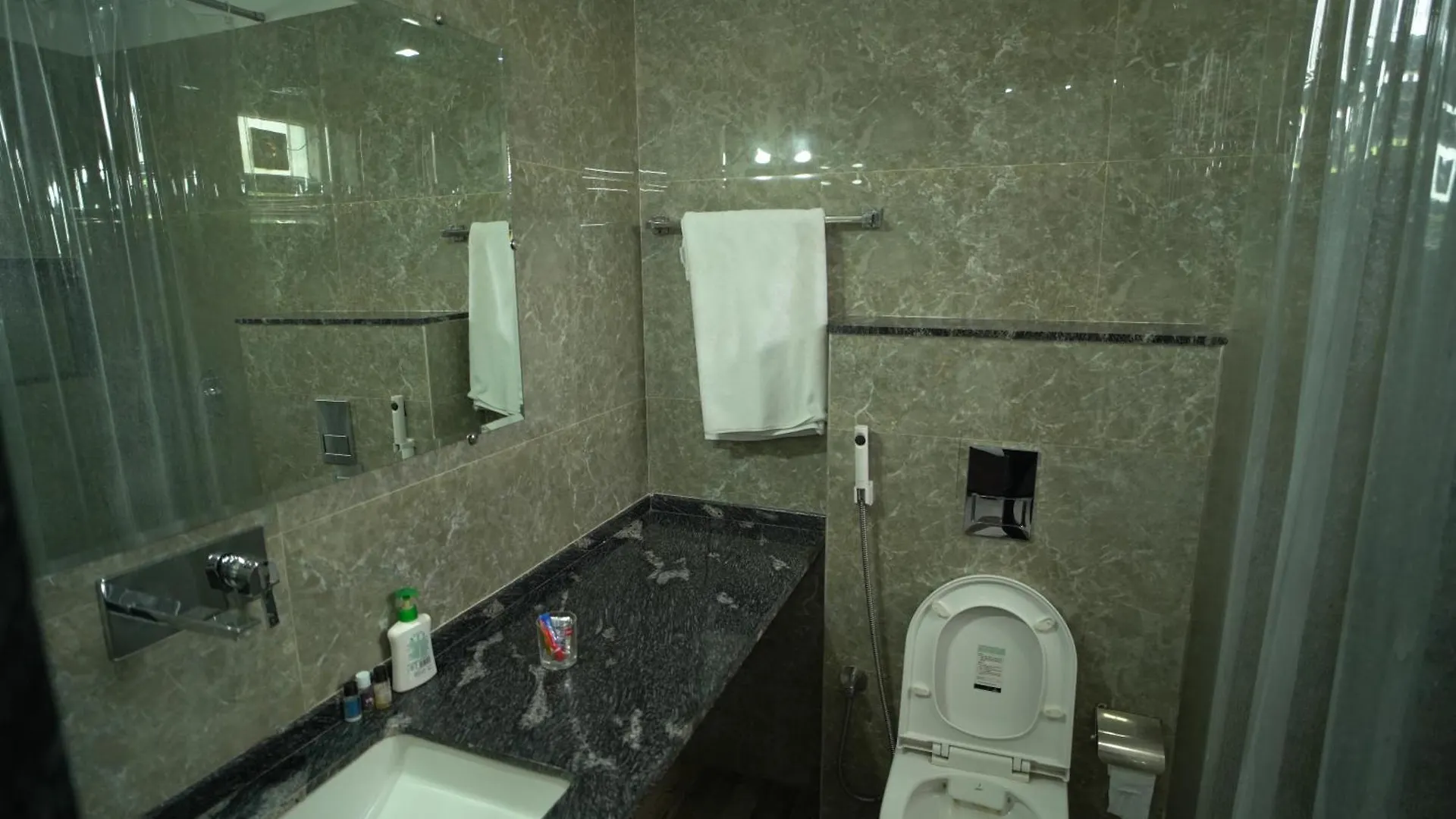 Pensionat Lakeside Bliss Homestay Udaipur